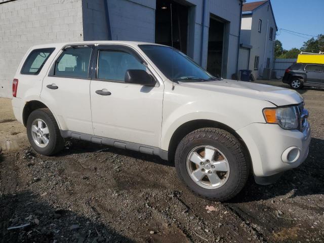 Photo 4 from auction – 2012 FORD ESCAPE XLS with VIN 1FMCU0C74CKB61563