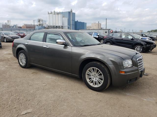 Photo 4 from auction – 2010 CHRYSLER 300 TOURIN with VIN 2C3CA4CD3AH134065