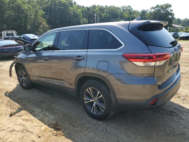 Photo 2 from auction – 2018 TOYOTA HIGHLANDER with VIN 5TDBZRFH5JS811002