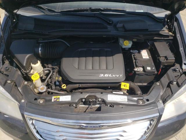Photo 12 from auction – 2013 CHRYSLER TOWN & COU with VIN 2C4RC1BG6DR603870