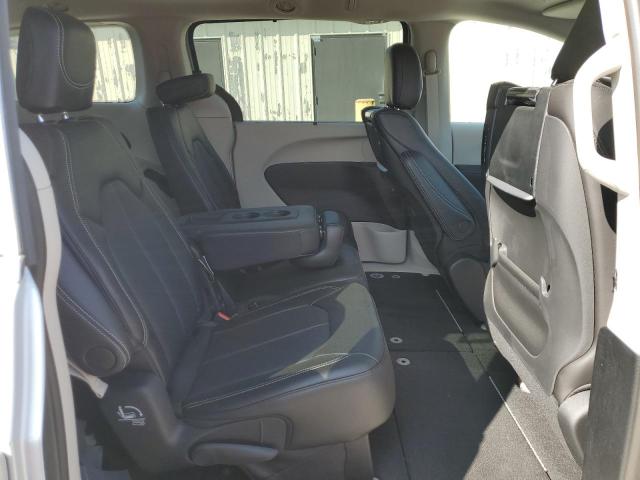 Photo 11 from auction – 2024 CHRYSLER PACIFICA T with VIN 2C4RC1BG1RR133576