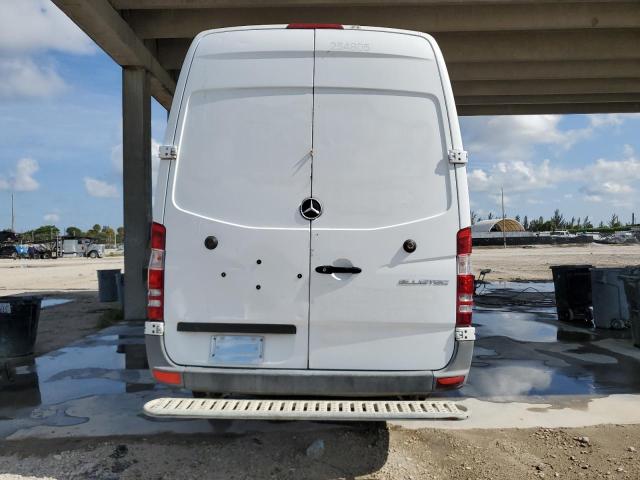 Photo 6 from auction – 2014 MERCEDES-BENZ SPRINTER 2 with VIN WD3PE8DEXE5897370