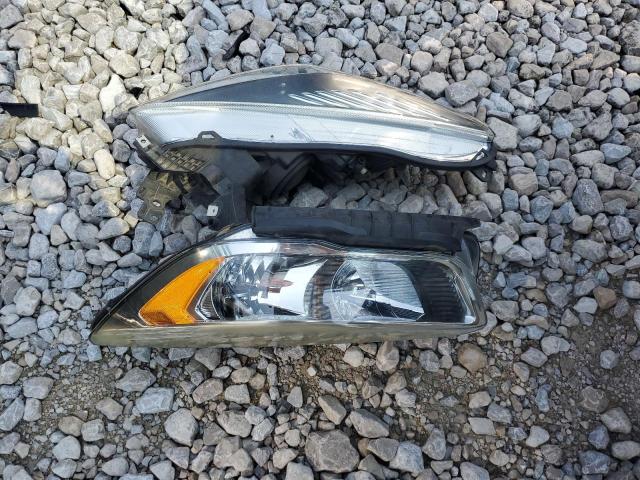 Photo 13 from auction – 2017 FORD ESCAPE SE with VIN 1FMCU0GD9HUD05894
