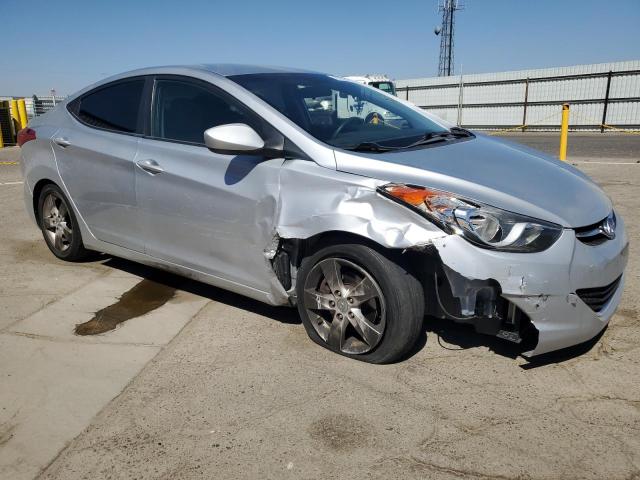 Photo 4 from auction – 2012 HYUNDAI ELANTRA GL with VIN 5NPDH4AE5CH105328