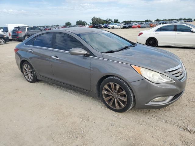 Photo 4 from auction – 2013 HYUNDAI SONATA SE with VIN 5NPEC4AC5DH619635