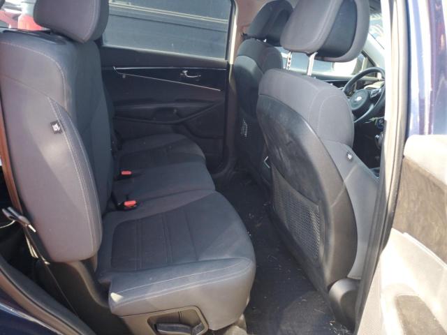 Photo 10 from auction – 2016 KIA SORENTO LX with VIN 5XYPG4A55GG160648