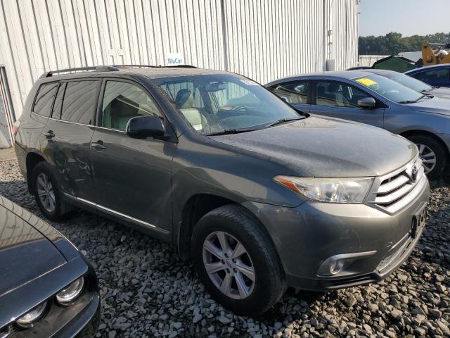 Photo 4 from auction – 2012 TOYOTA HIGHLANDER with VIN 5TDBK3EH6CS131177