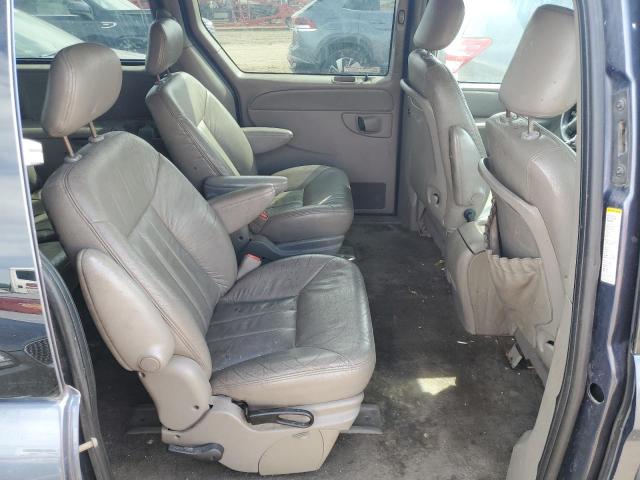 Photo 11 from auction – 2001 CHRYSLER TOWN & COU with VIN 2C4GP54L11R176042