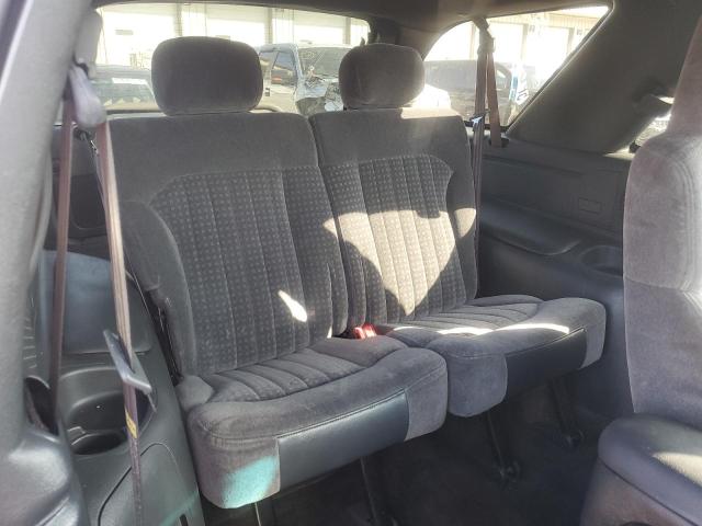 Photo 11 from auction – 2001 CHEVROLET BLAZER with VIN 1GNCT18W51K234294