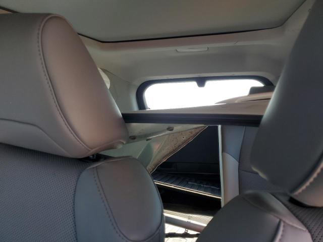 Photo 10 from auction – 2022 TOYOTA RAV4 LIMIT with VIN 4T3D6RFV4NU096788