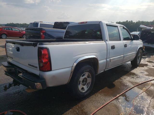 Фото 3 с аукциона – 2005 CHEVROLET SILVERADO с VIN 2GCEC13T851279153
