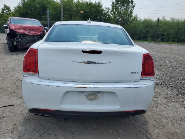 Photo 6 from auction – 2017 CHRYSLER 300 LIMITE with VIN 2C3CCAAG1HH538644