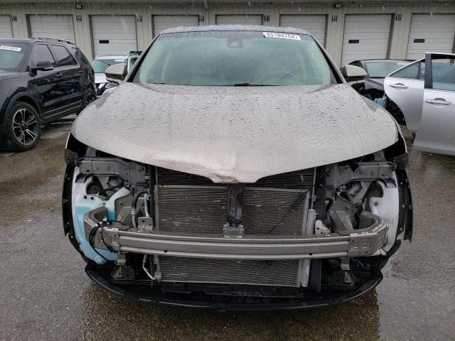 Photo 5 from auction – 2018 LINCOLN MKX RESERV with VIN 2LMPJ6LR6JBL48006