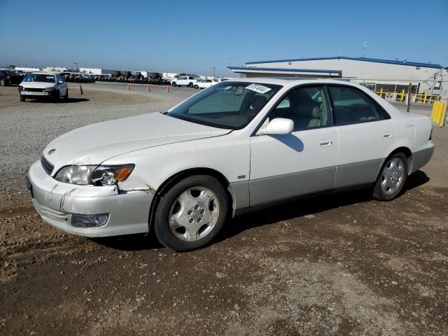 صورة رقم 1 من المزاد - 2000 LEXUS ES 300 مع VIN JT8BF28G7Y5096047