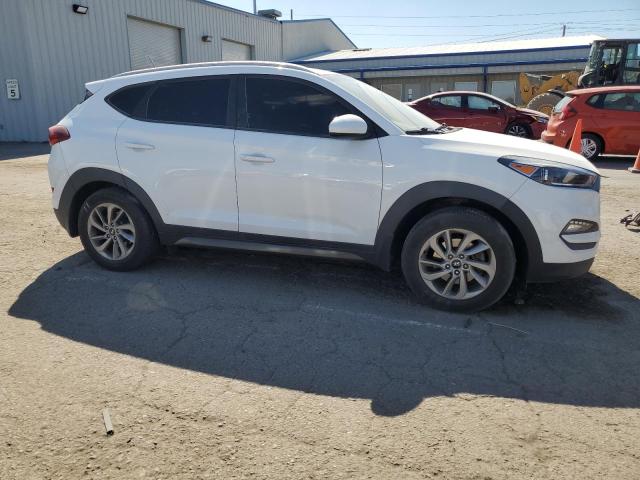 Photo 4 from auction – 2016 HYUNDAI TUCSON LIM with VIN KM8J3CA45GU061986