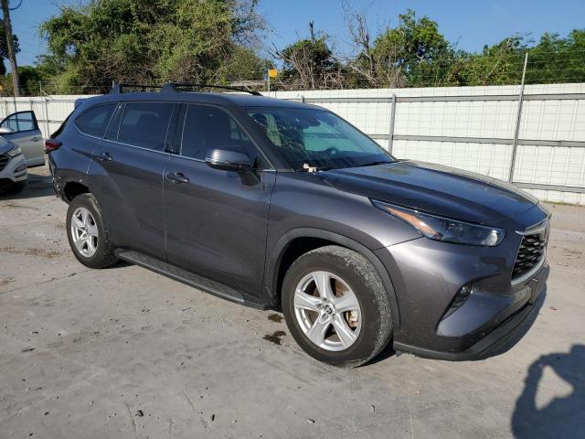Photo 4 from auction – 2022 TOYOTA HIGHLANDER with VIN 5TDZZRAH1NS104443