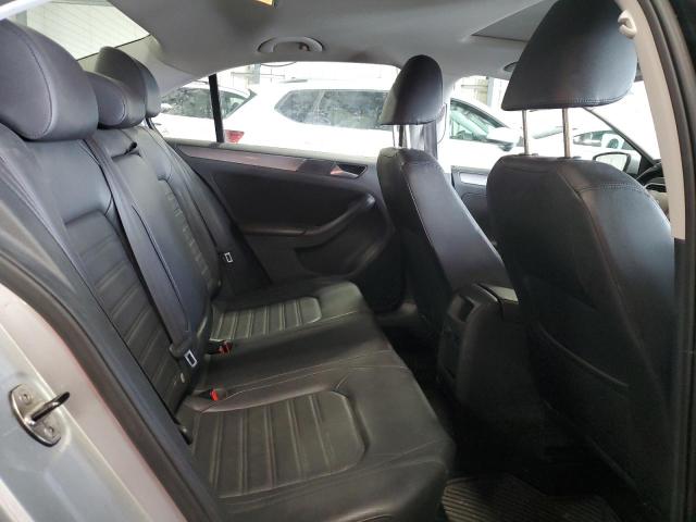 Photo 10 from auction – 2014 VOLKSWAGEN JETTA SEL with VIN 3VWL07AJ6EM337061