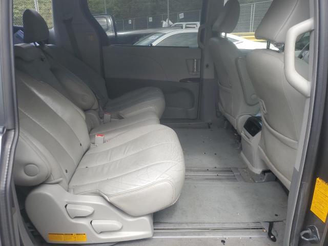 Photo 11 from auction – 2011 TOYOTA SIENNA XLE with VIN 5TDYK3DC6BS045138