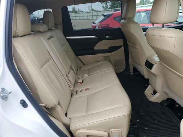 Photo 11 from auction – 2017 TOYOTA HIGHLANDER with VIN 5TDJZRFH3HS405211