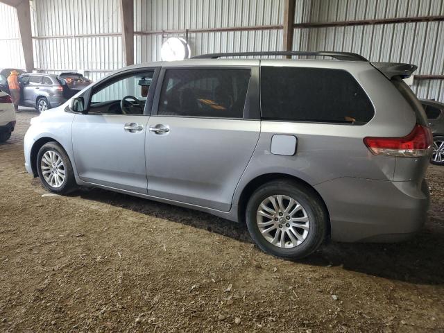Photo 2 from auction – 2013 TOYOTA SIENNA XLE with VIN 5TDYK3DC6DS394495