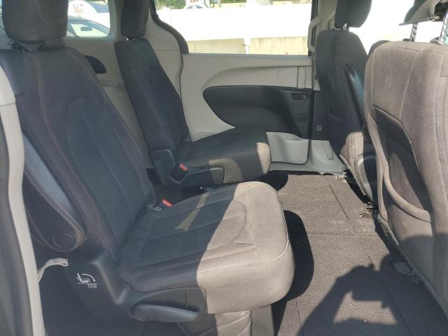 Photo 11 from auction – 2017 CHRYSLER PACIFICA T with VIN 2C4RC1DG3HR676391