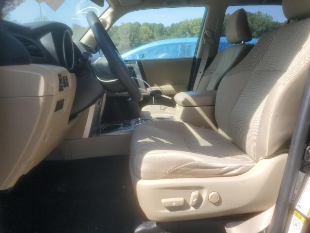 Photo 7 from auction – 2013 TOYOTA 4RUNNER SR with VIN JTEZU5JR0D5046745