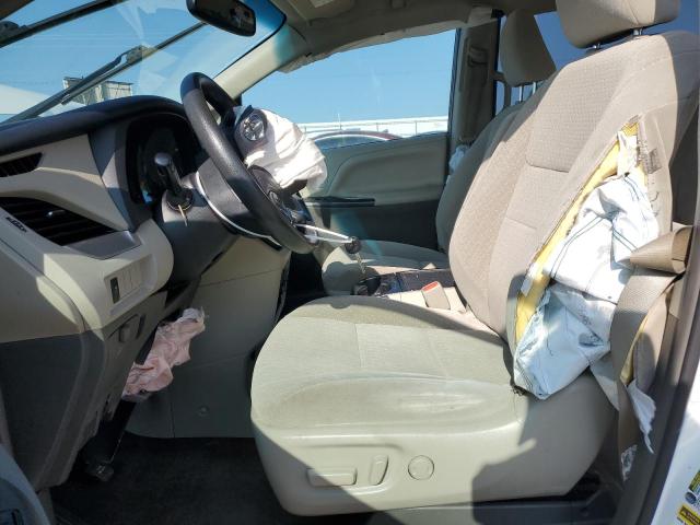 Photo 7 from auction – 2017 TOYOTA SIENNA LE with VIN 5TDJZ3DC7HS187679