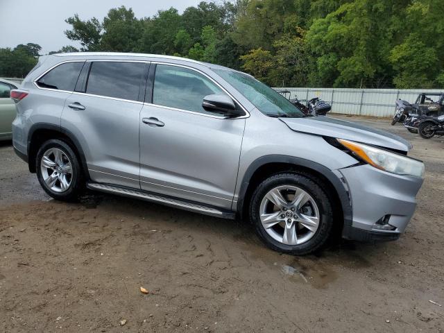Photo 4 from auction – 2016 TOYOTA HIGHLANDER with VIN 5TDYKRFH7GS134798