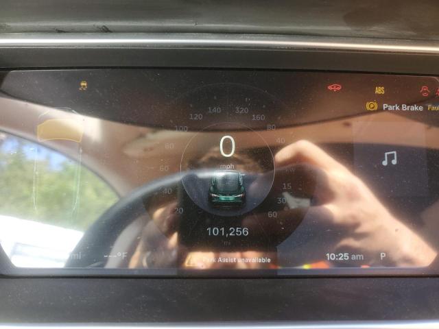 Photo 9 from auction – 2013 TESLA MODEL S with VIN 5YJSA1DN2DFP22529