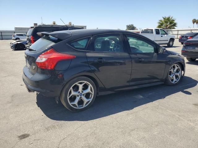 Photo 3 from auction – 2013 FORD FOCUS ST with VIN 1FADP3L92DL230562