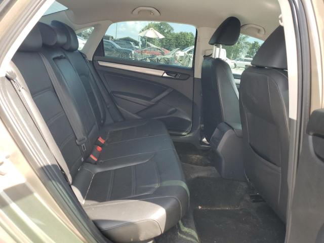 Photo 10 from auction – 2015 VOLKSWAGEN PASSAT S with VIN 1VWAT7A3XFC033153