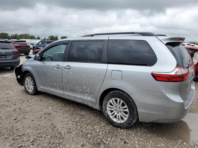Photo 2 from auction – 2017 TOYOTA SIENNA XLE with VIN 5TDYZ3DC9HS804014