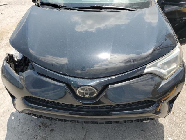 Photo 12 from auction – 2017 TOYOTA RAV4 SE with VIN 2T3JFREV7HW665948