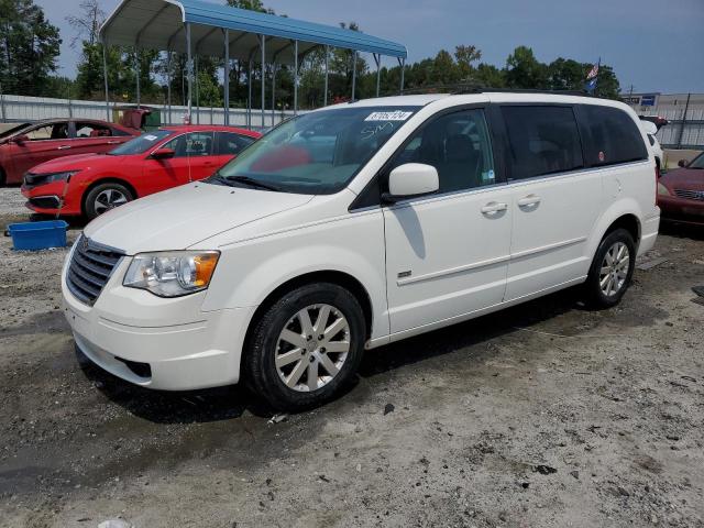 CHRYSLER TOWN & COU 2008 with VIN 2A8HR54P88R839577 - Photo from auction