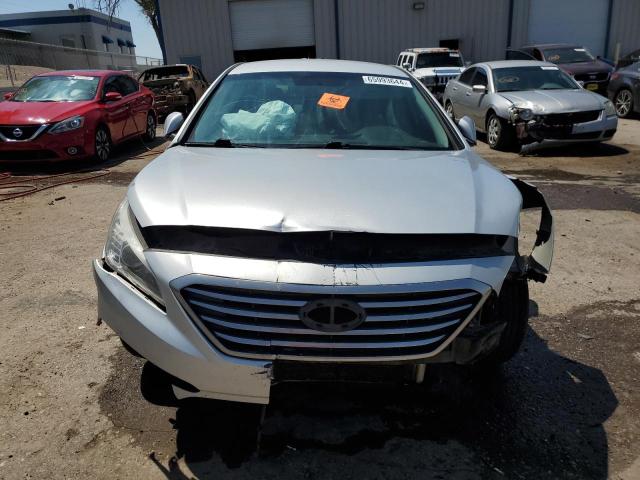 Photo 5 from auction – 2017 HYUNDAI SONATA SE with VIN 5NPE24AF2HH519446