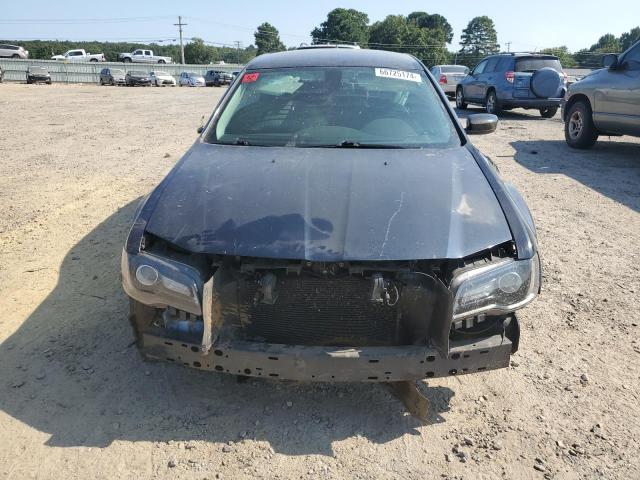 Photo 5 from auction – 2019 CHRYSLER 300 TOURIN with VIN 2C3CCAAG5KH579611