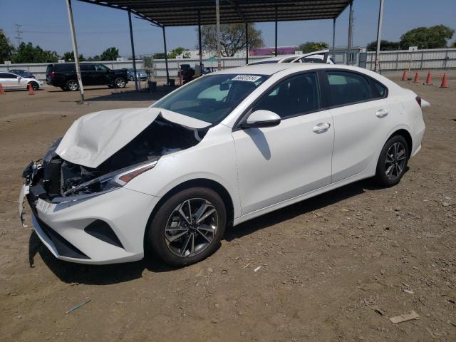 KIA FORTE LX 2023 with VIN 3KPF24AD3PE683813 - Photo from auction