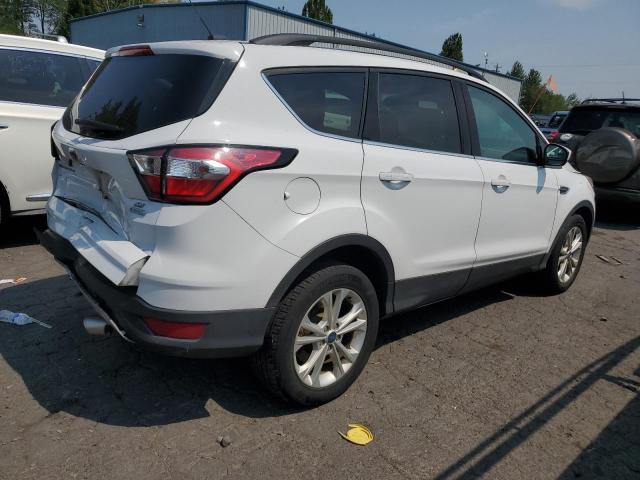 Photo 3 from auction – 2018 FORD ESCAPE SE with VIN 1FMCU0GD5JUB74887