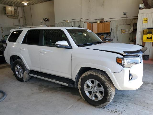 Photo 4 from auction – 2018 TOYOTA 4RUNNER SR with VIN JTEBU5JR8J5525153
