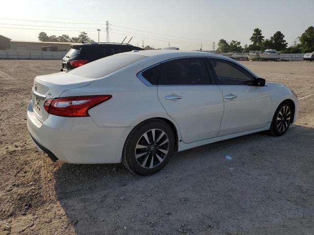 Photo 3 from auction – 2017 NISSAN ALTIMA 2.5 with VIN 1N4AL3APXHC144342