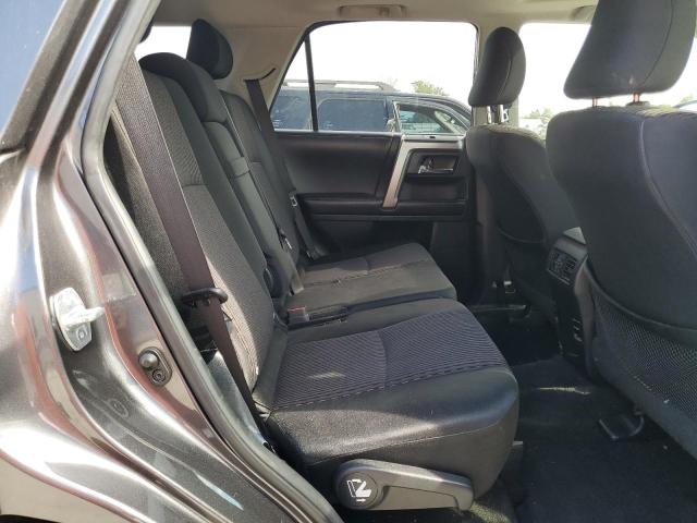 Photo 11 from auction – 2017 TOYOTA 4RUNNER SR with VIN JTEZU5JR6H5156155