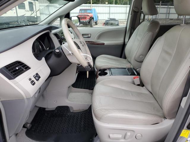 Photo 7 from auction – 2012 TOYOTA SIENNA XLE with VIN 5TDYK3DC9CS274026