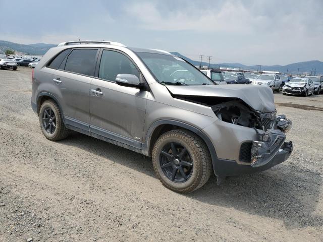 Photo 4 from auction – 2013 KIA SORENTO LX with VIN 5XYKTDA26DG309978