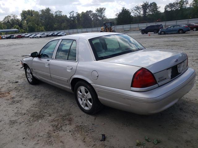 Photo 2 from auction – 2004 FORD CROWN VICT with VIN 2FAFP74W64X137177