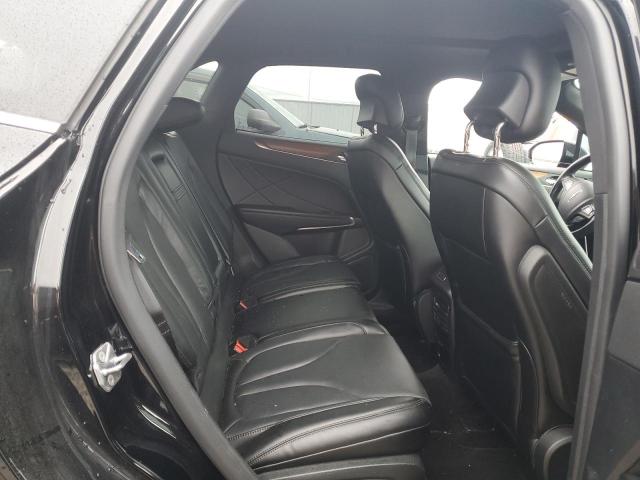 Photo 11 from auction – 2018 LINCOLN MKC RESERV with VIN 5LMTJ3DH3JUL32450