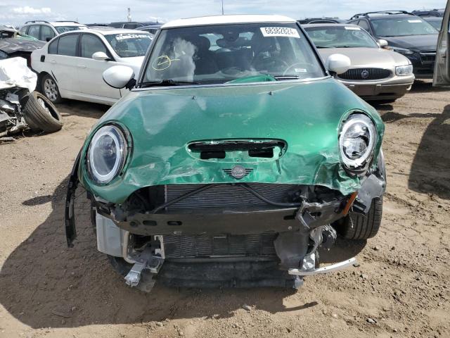 Photo 5 from auction – 2022 MINI COOPER SE with VIN WMW13DJ09N2R37407