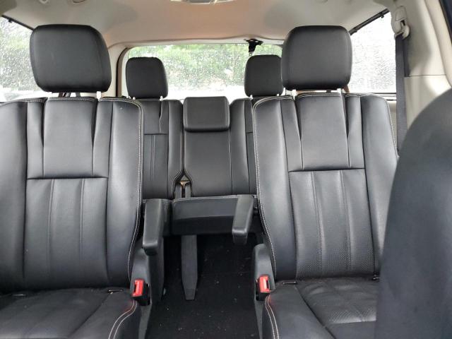 Photo 10 from auction – 2014 CHRYSLER TOWN & COU with VIN 2C4RC1CG0ER463914
