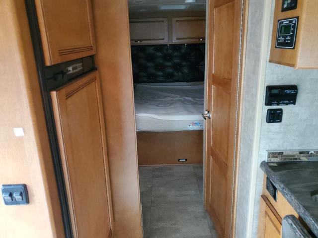 Photo 6 from auction – 2015 WINNEBAGO RV with VIN 1FDXE4FS6EDB16766