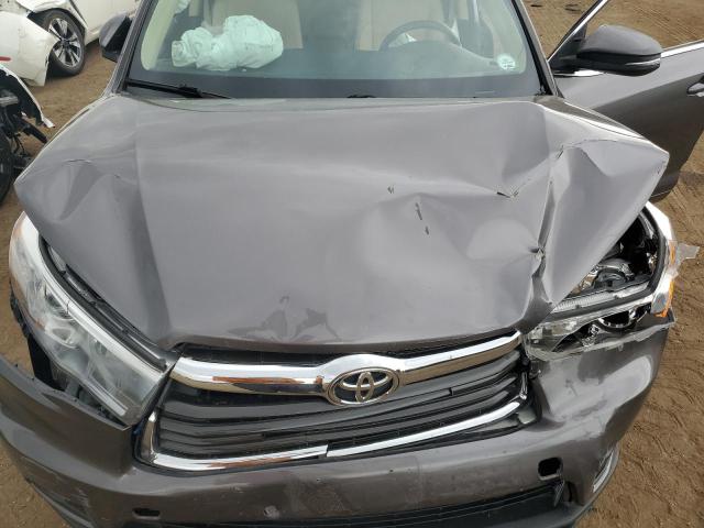Photo 12 from auction – 2015 TOYOTA HIGHLANDER with VIN 5TDBKRFH2FS180737