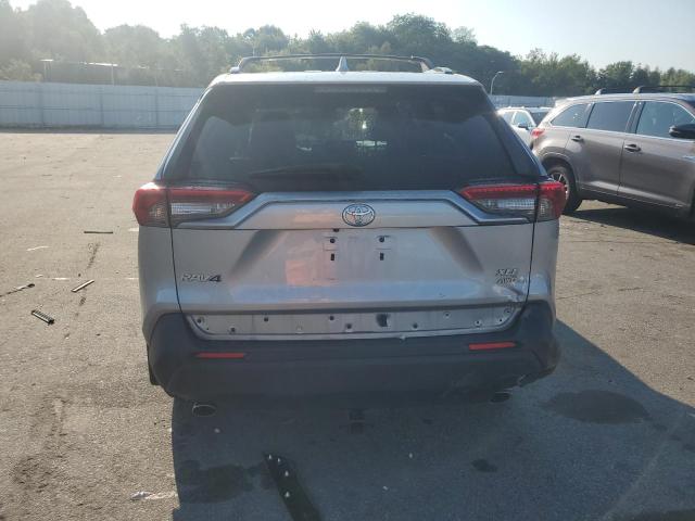 Photo 6 from auction – 2019 TOYOTA RAV4 XLE with VIN 2T3P1RFV2KC030748